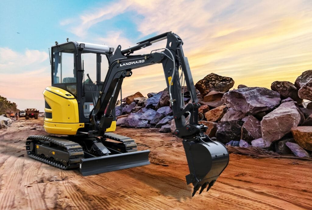Compact Excavator 2.5 Ton - LANDWARD